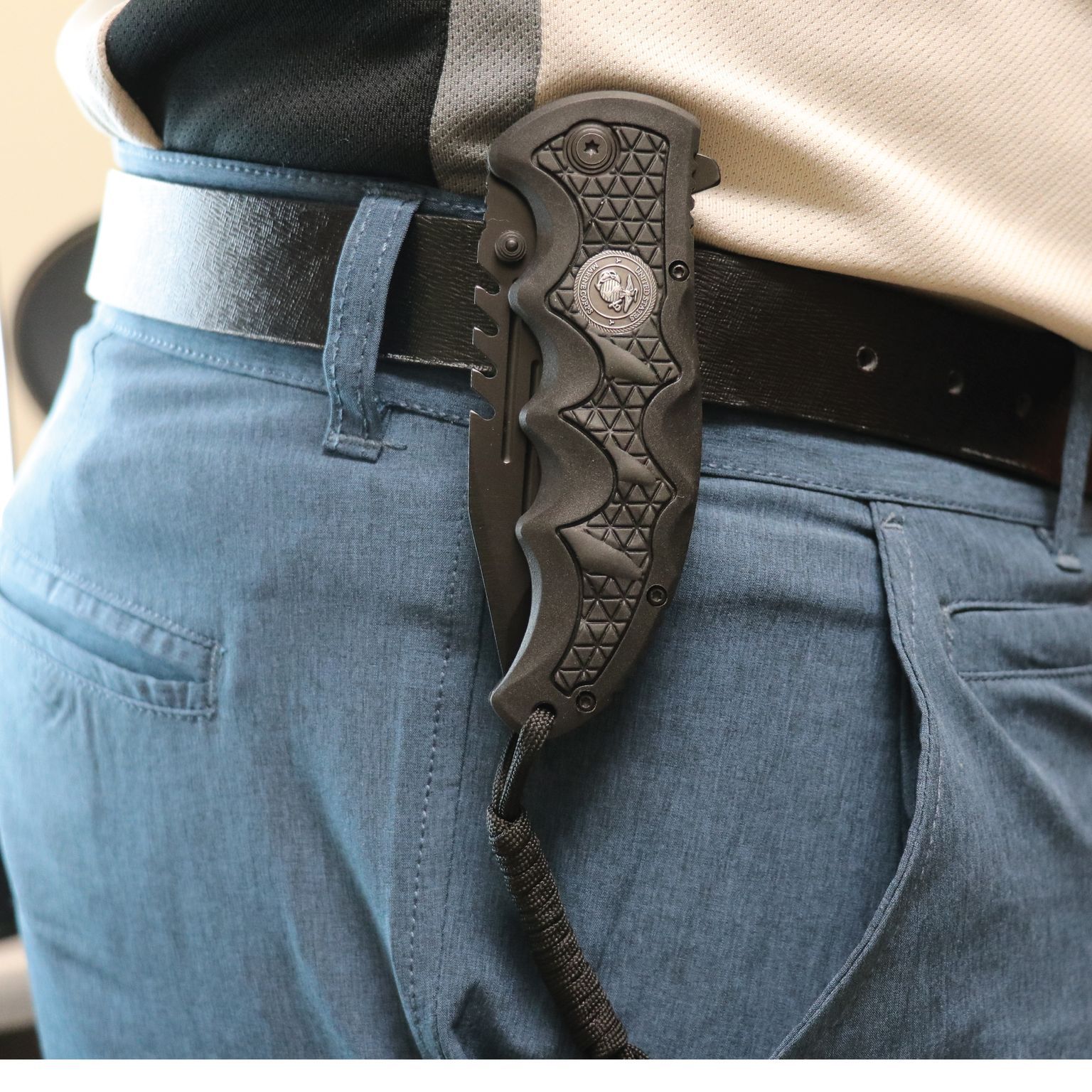 ElitEdge Marines Stainless Steel Pocket Knife 3.5" w/ Paracord - Image 4
